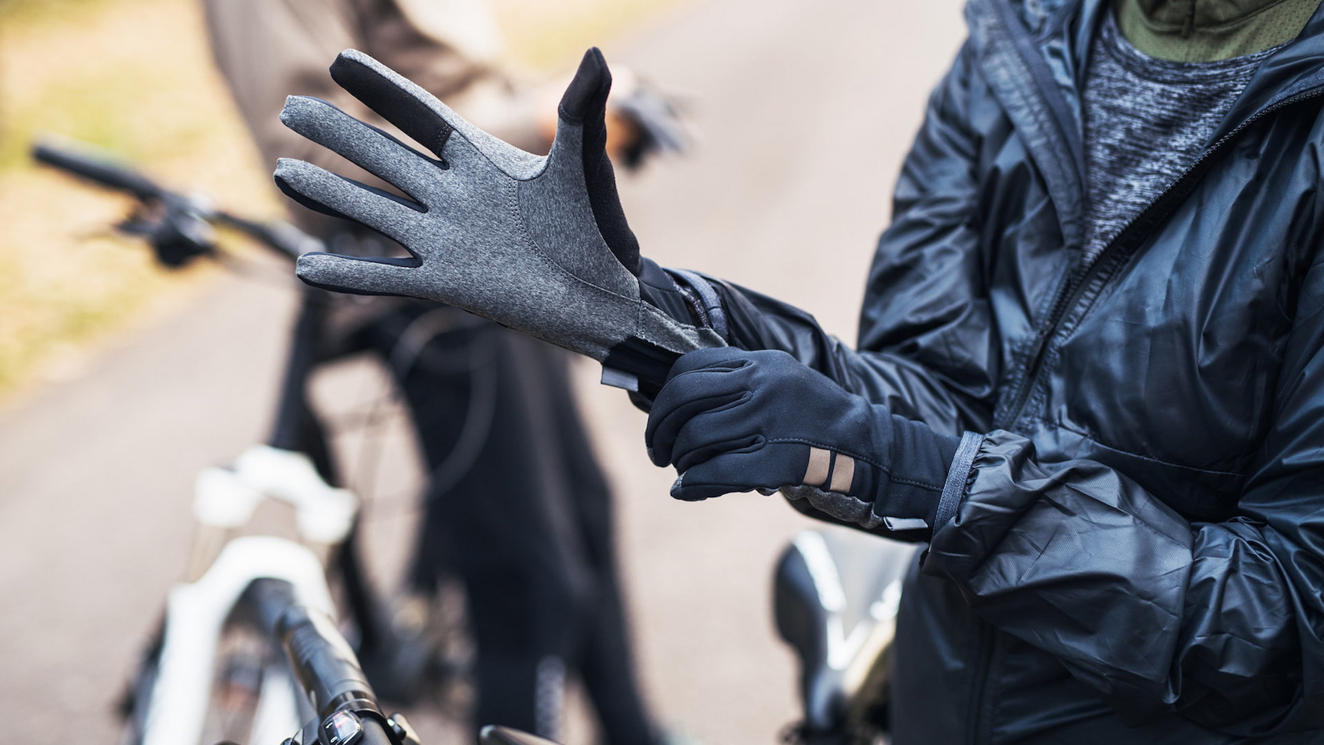 Rękawiczki rowerowe – czy warto?