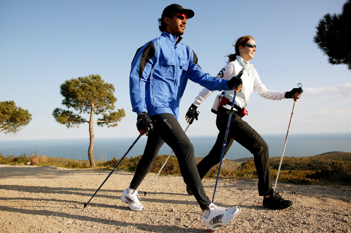 Nordic walking – sportowa przechadzka dla zdrowia!