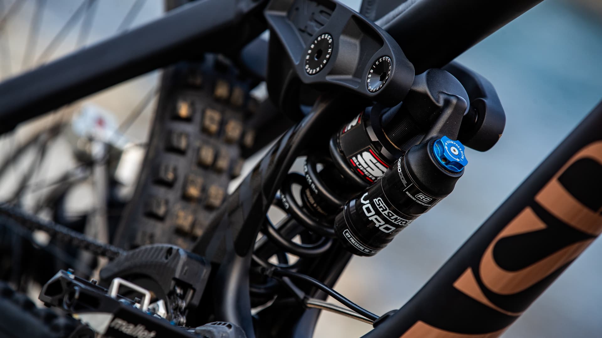 Jaki damper rowerowy wybrać?