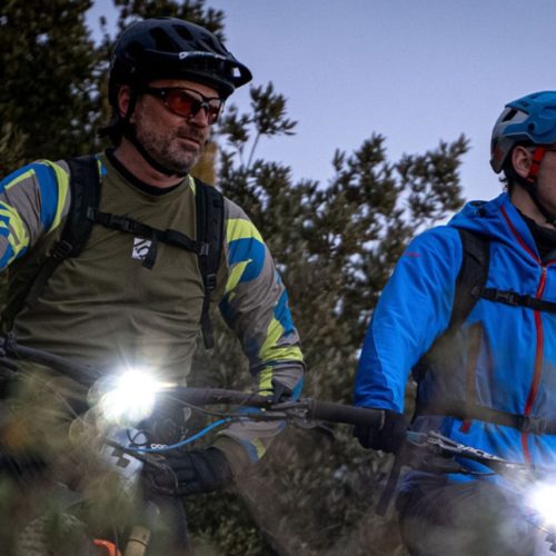 Jak wybrać oświetlenie do roweru elektrycznego – jakie rozwiązanie będzie najlepsze?